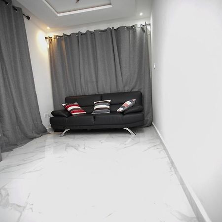 Marysin Guest House Accra Buitenkant foto