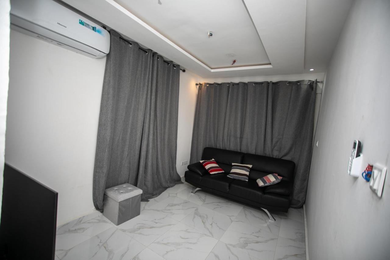 Marysin Guest House Accra Buitenkant foto