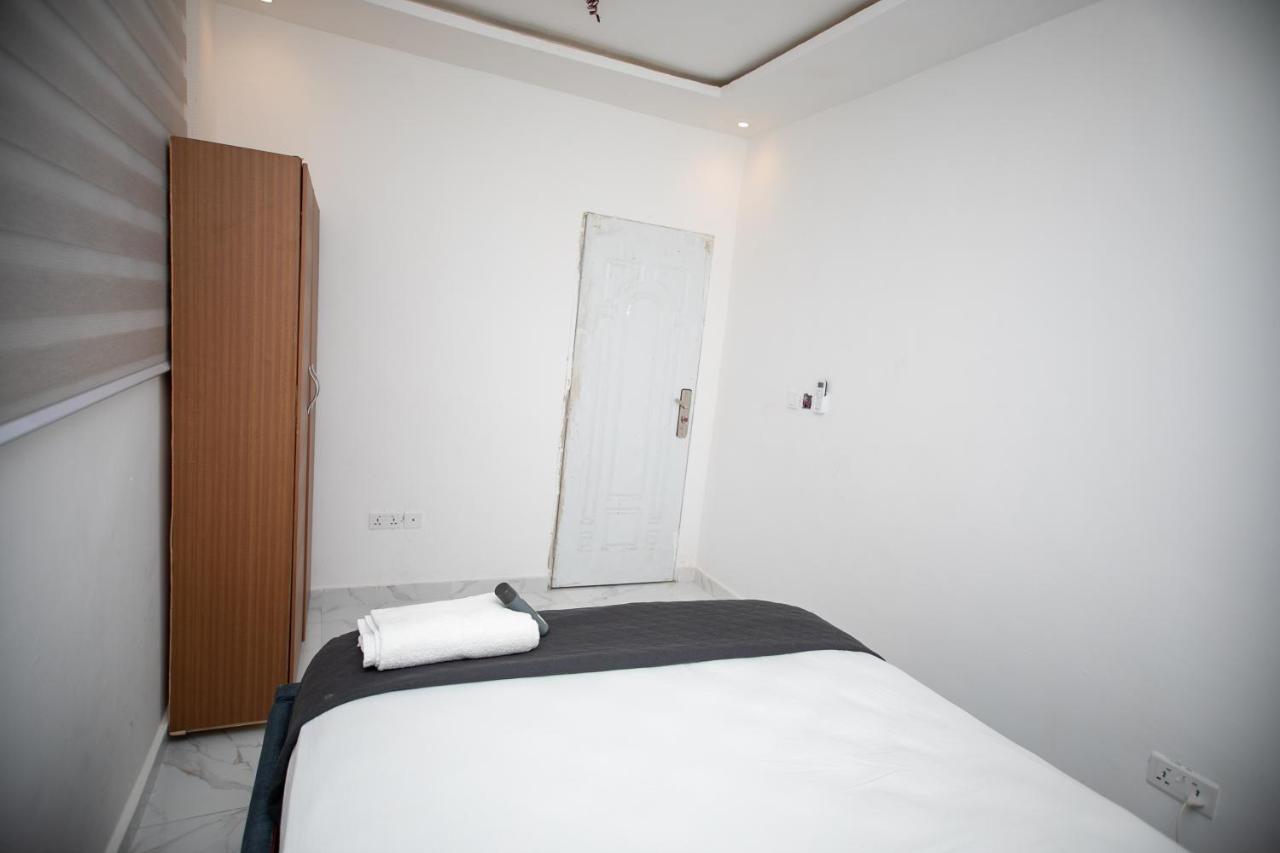 Marysin Guest House Accra Buitenkant foto