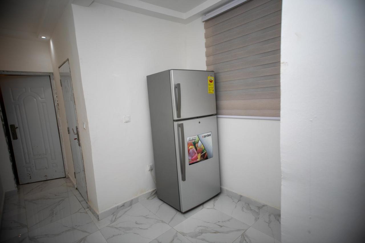 Marysin Guest House Accra Buitenkant foto